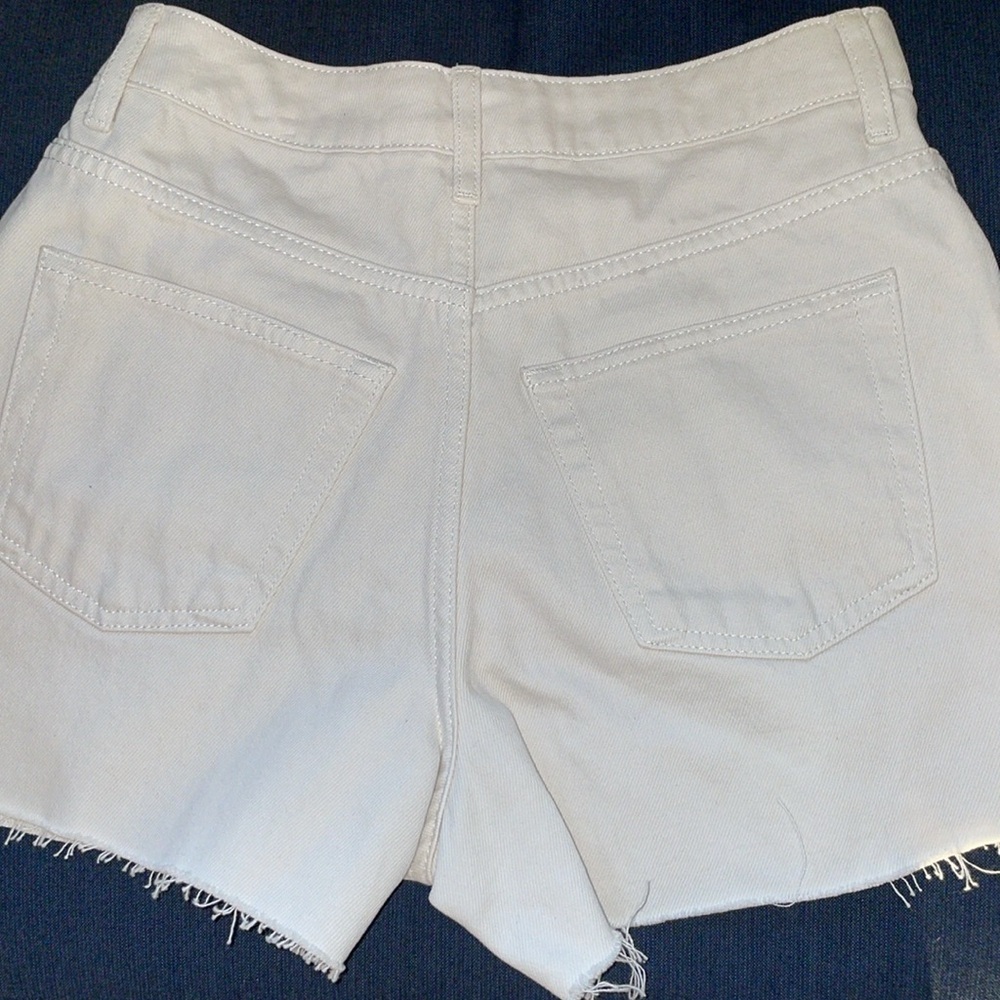 Topshop A-Line Denim High Rise Shorts Cream Off White Unfinished Hem 3.5” Inseam - Picture 4 of 14